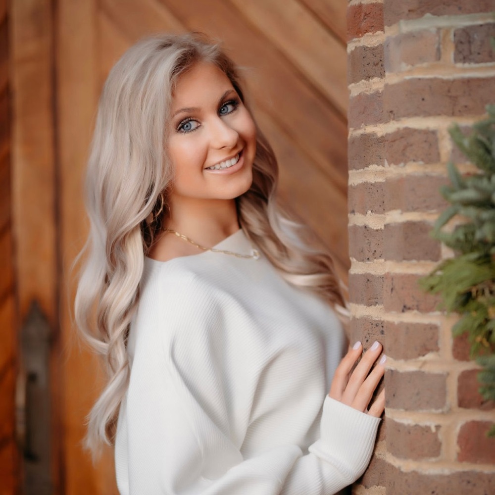 Meet your Posher, Riley